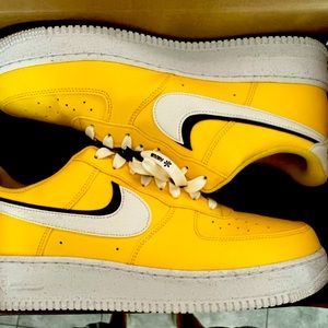 AIR FORCE 1 ‘07 LV8